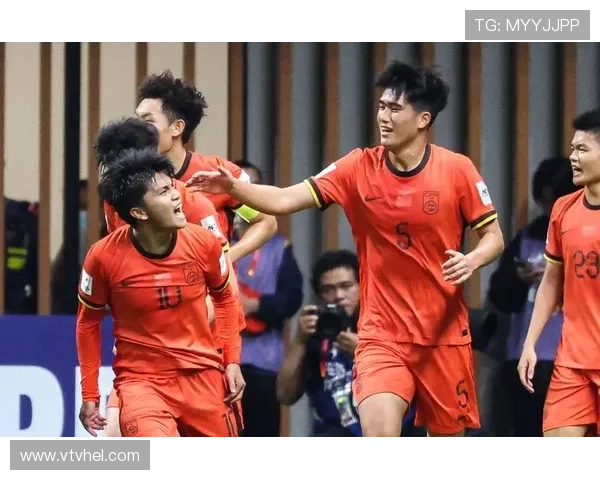 中国足球队备战世界杯预选赛 新帅提出战术革新与年轻球员培养计划