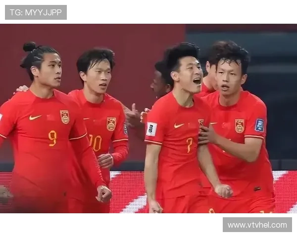 国足世预赛关键战临近主帅调整阵容引发全国球迷持续热议